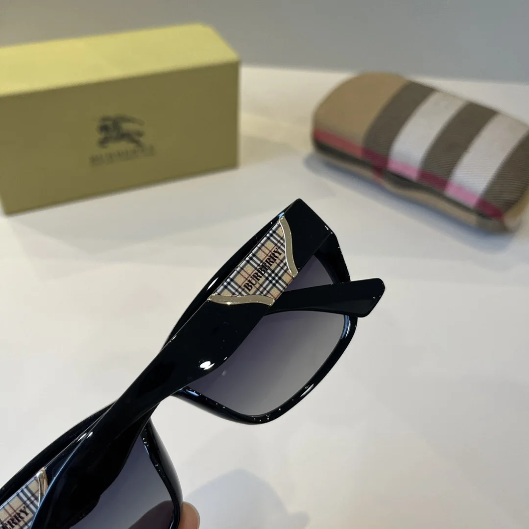 BURBERRY Sunglasses G510072882 - Image 6