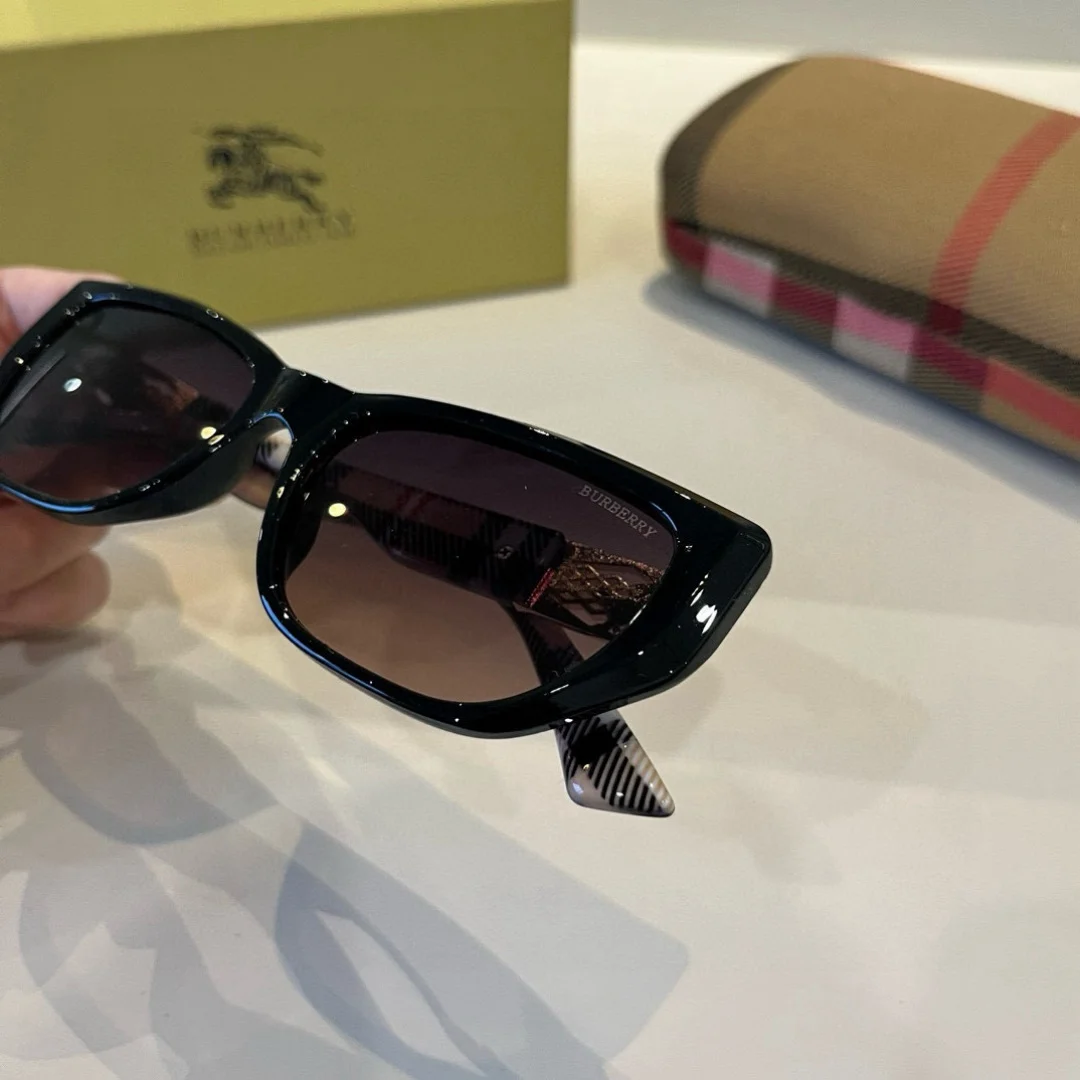 BURBERRY Sunglasses G510073651 - Image 5