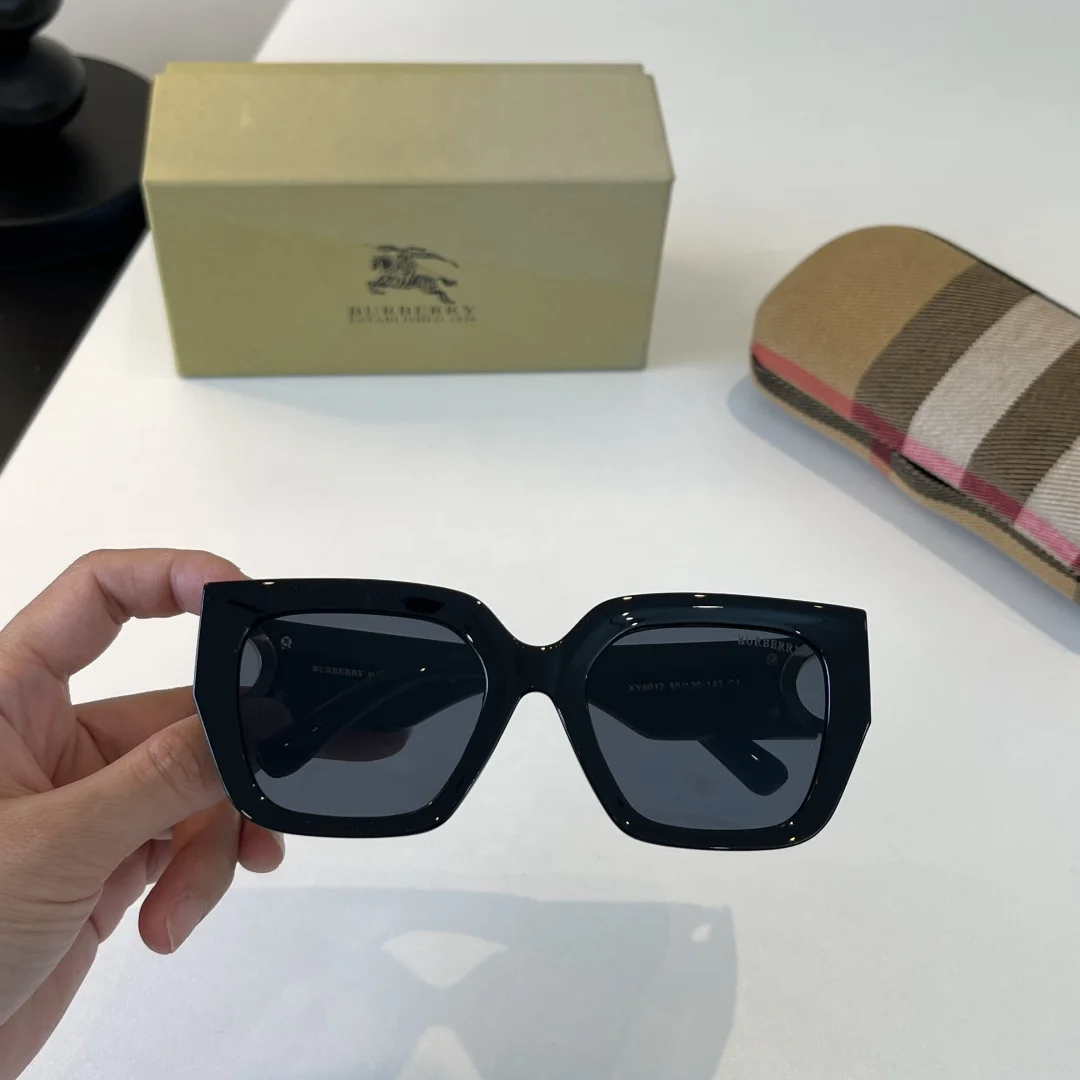 BURBERRY Sunglasses H010071861 - Image 8