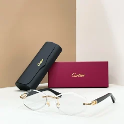 Alternative view of CARTIER Glasses A4510070602