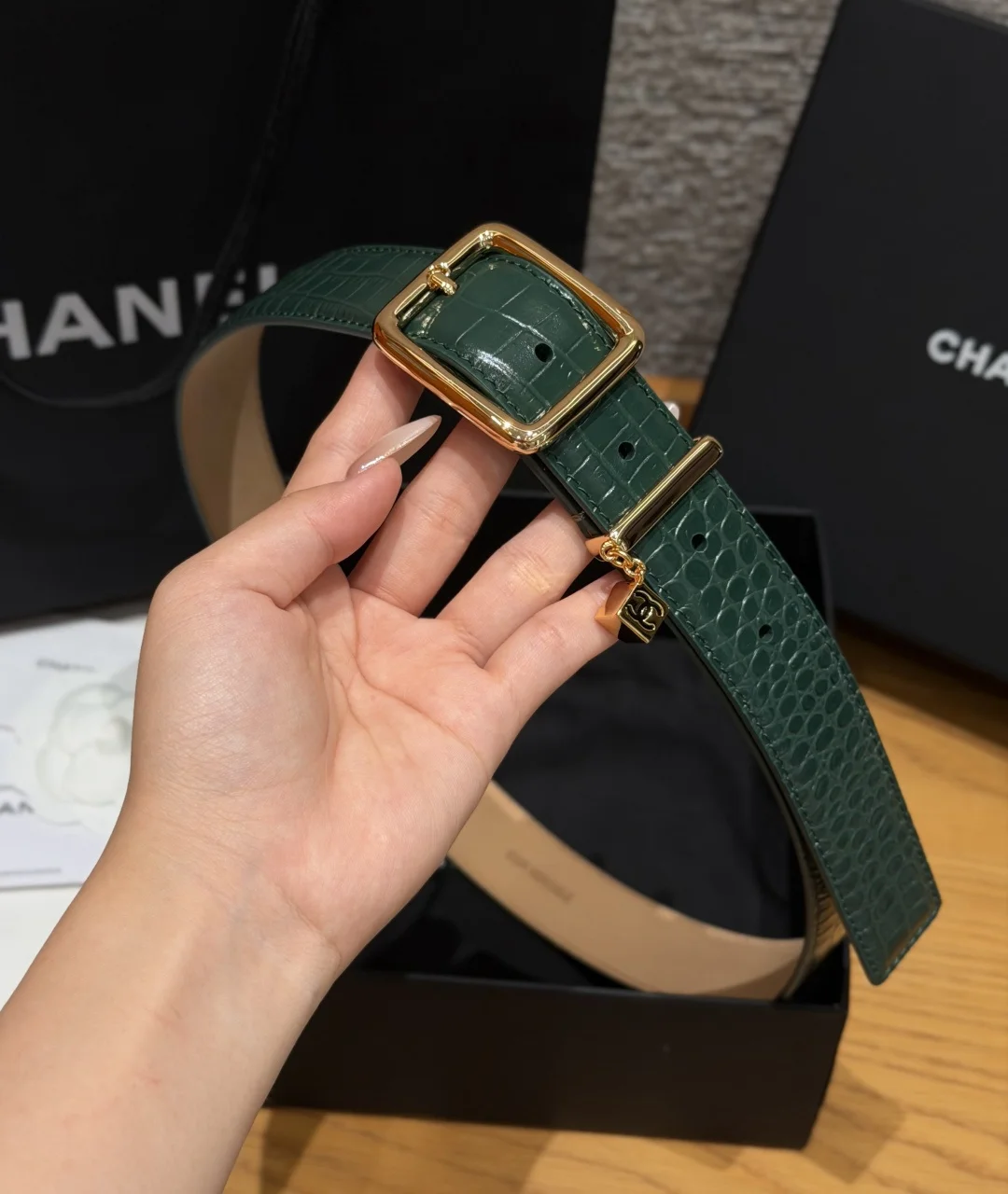 CHANEL Belts Crocodile Calfskin Green-Gold 3.0cm Width A3510073450 - Image 4