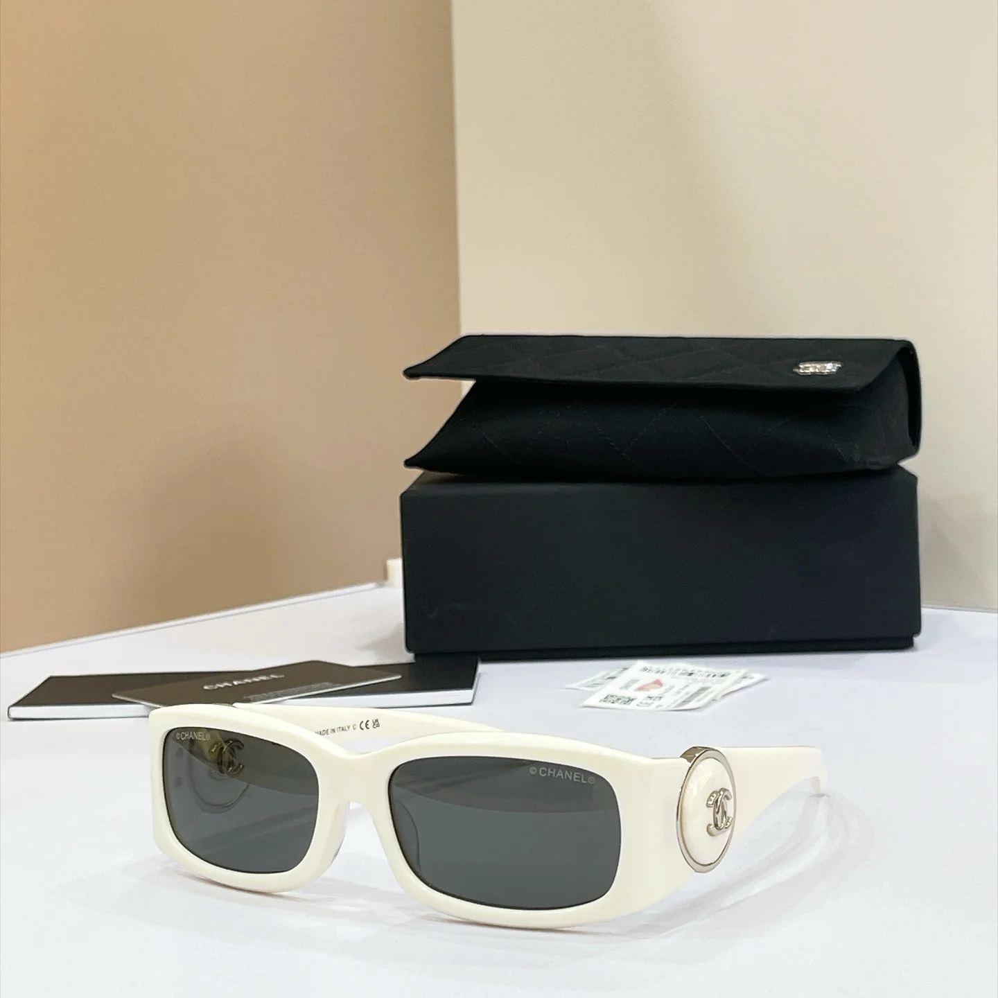 CHANEL Glasses A4510072899 - Image 3