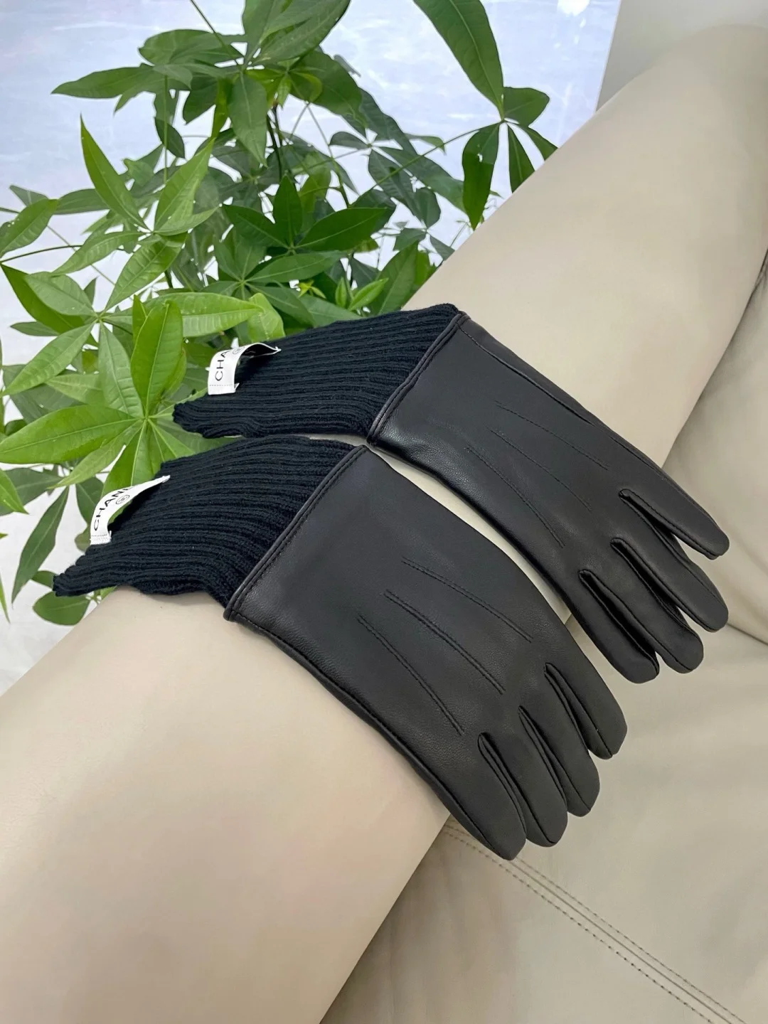 CHANEL Gloves Sheepskin Black L A1010071903 - Image 10