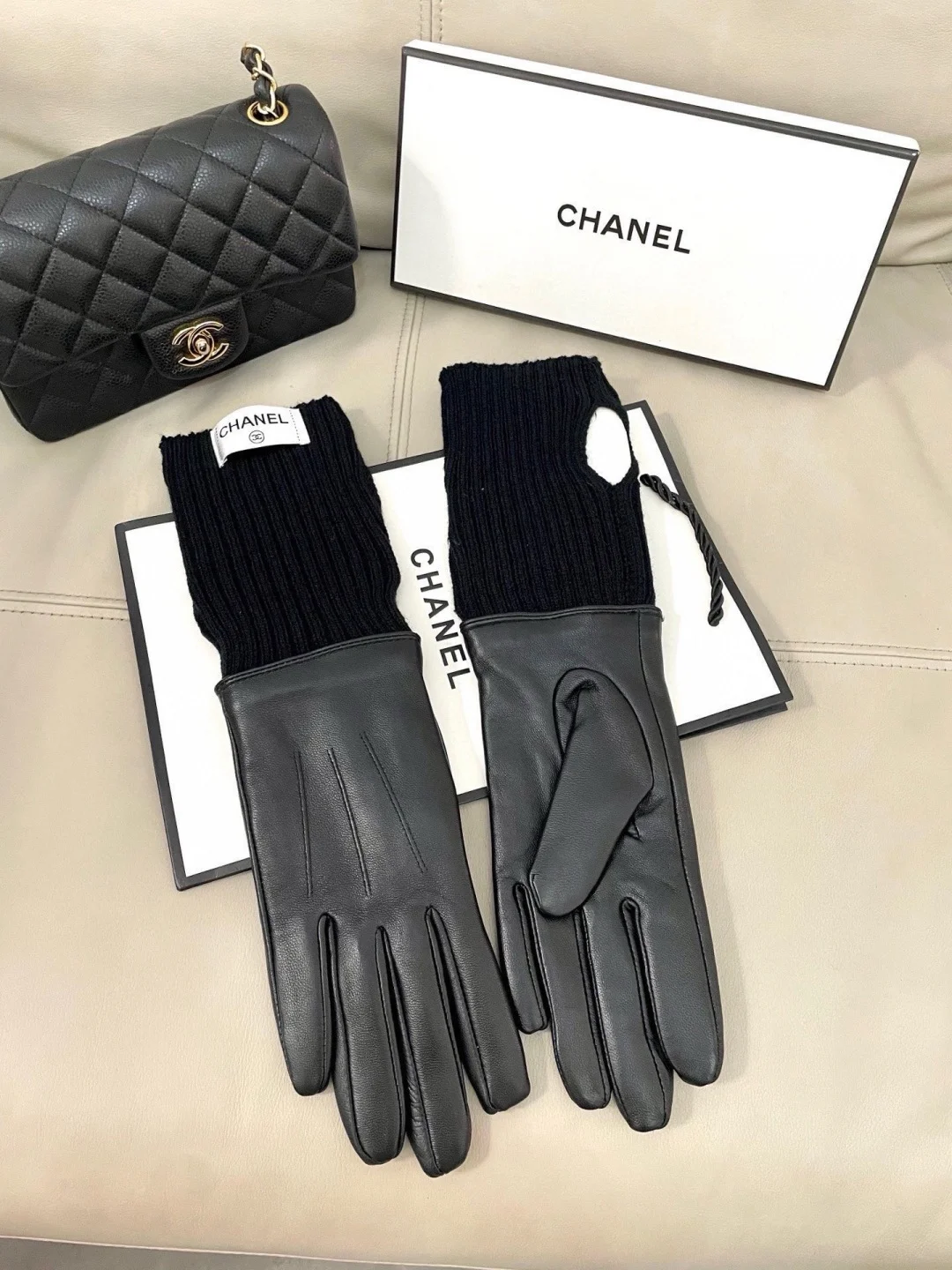 CHANEL Gloves Sheepskin Black L A1010071903 - Image 9
