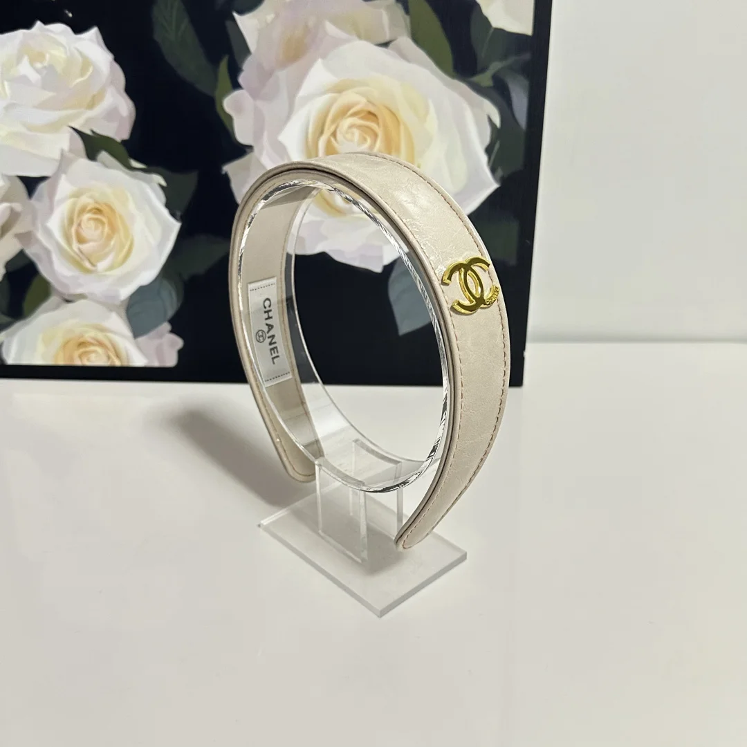 CHANEL Hair Accessories Cream-Gold D510071641 - Image 2