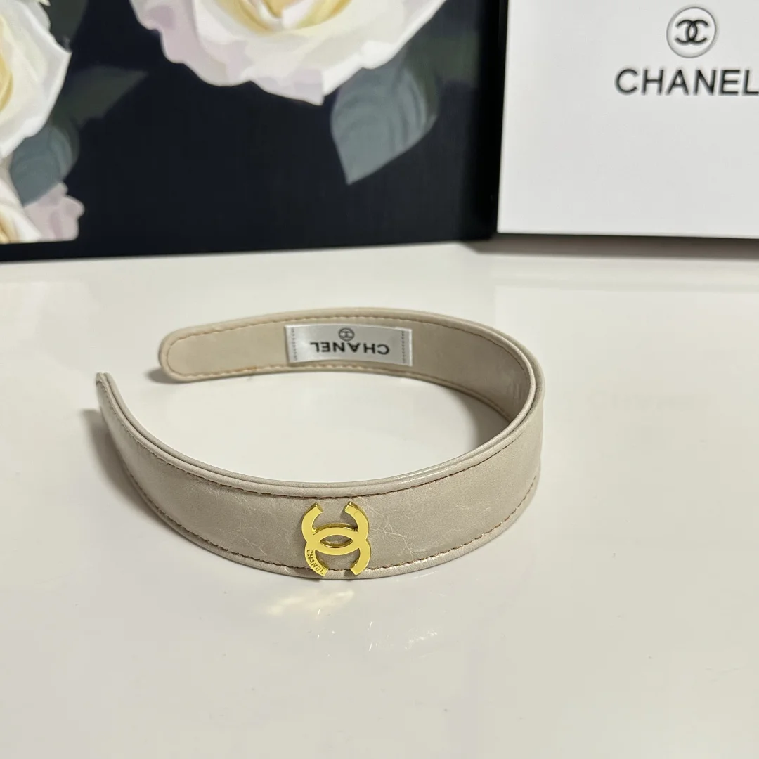 CHANEL Hair Accessories Cream-Gold D510071641 - Image 3