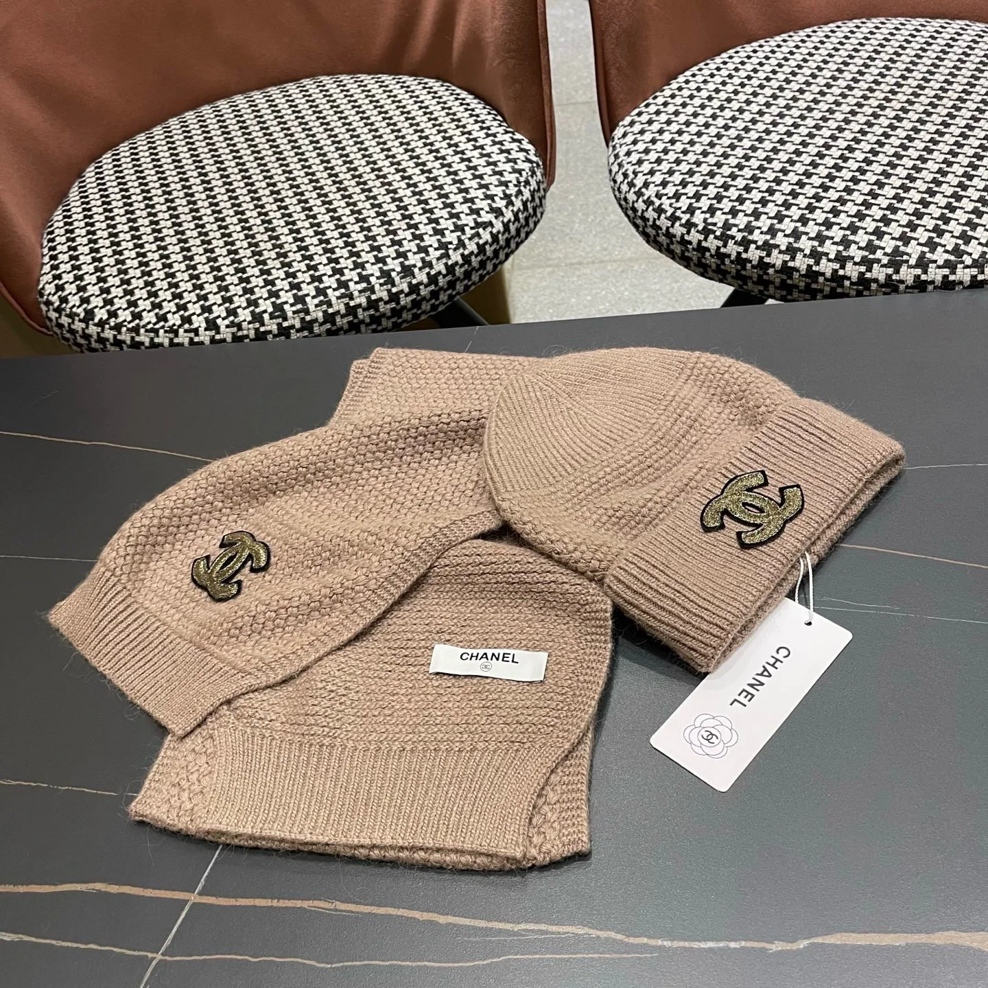 CHANEL Hats Cashmere Beige-Gold A4510070244 - Image 3