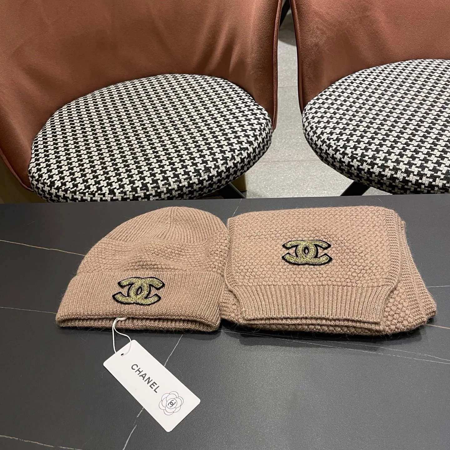 CHANEL Hats Cashmere Beige-Gold A4510070244 - Image 5