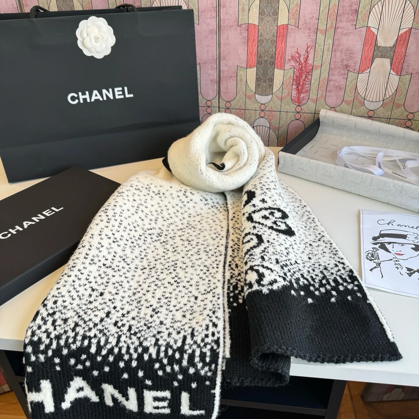 CHANEL Scarves Knitted Cashmere Black-White 30_180CM A2010070816 - Image 2