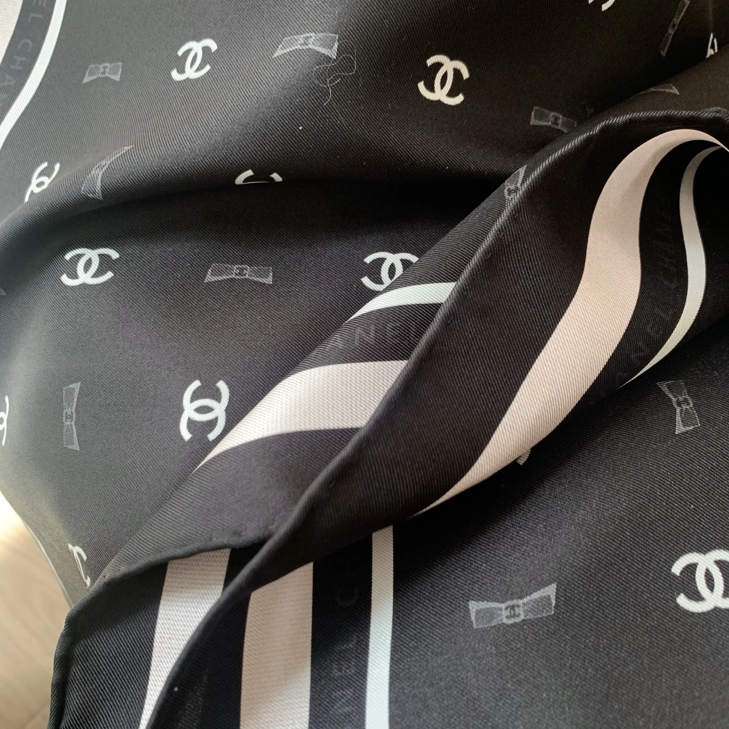 CHANEL Scarves Silk Twill Black-White 88.5 X 88.5 CM D510071215 - Image 7