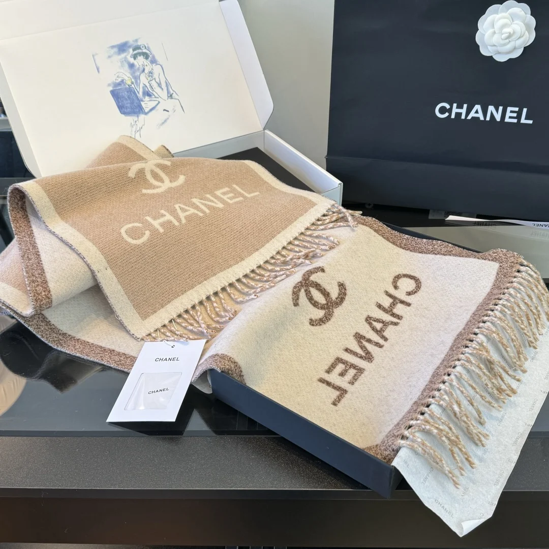 CHANEL Scarves Wool Beige-White One Size A2010071522 - Image 5