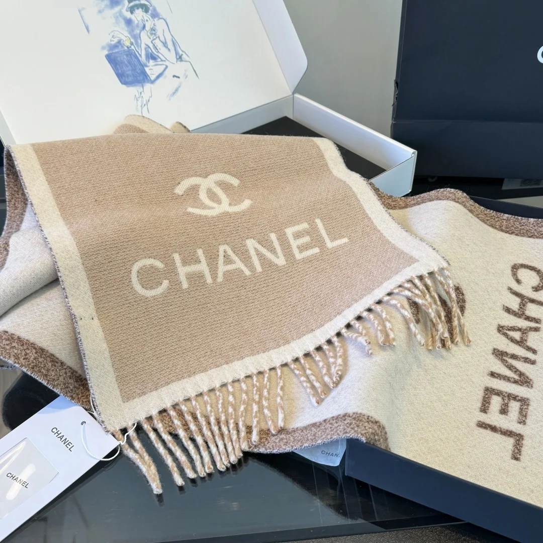CHANEL Scarves Wool Beige-White One Size A2010071522 - Image 6