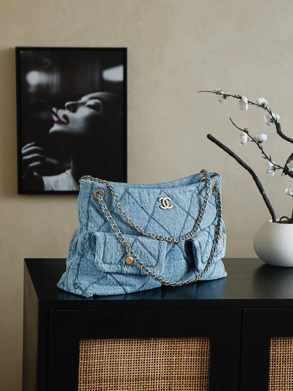 CHANEL Shoulder Bags Blue-Gold 26X38X11CM H8010060561 - Image 2