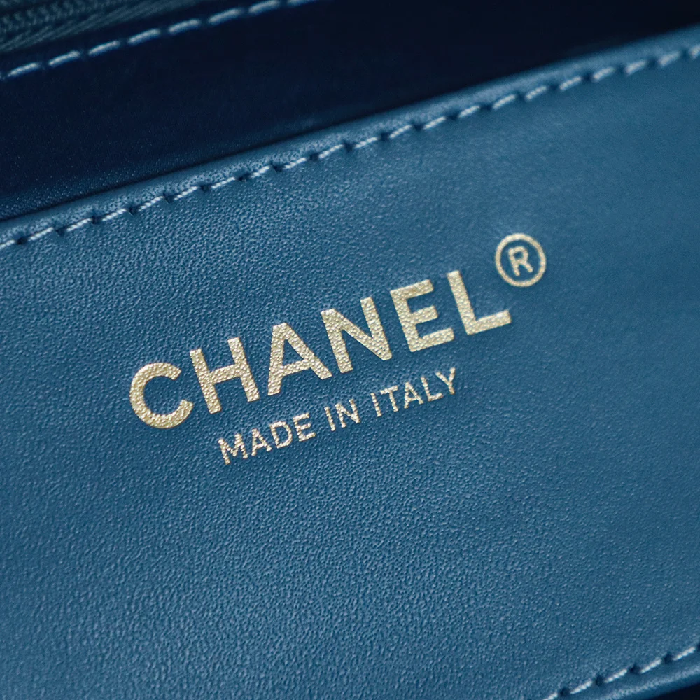 CHANEL Shoulder Bags Blue-Gold 26X38X11CM H8010060561 - Image 9
