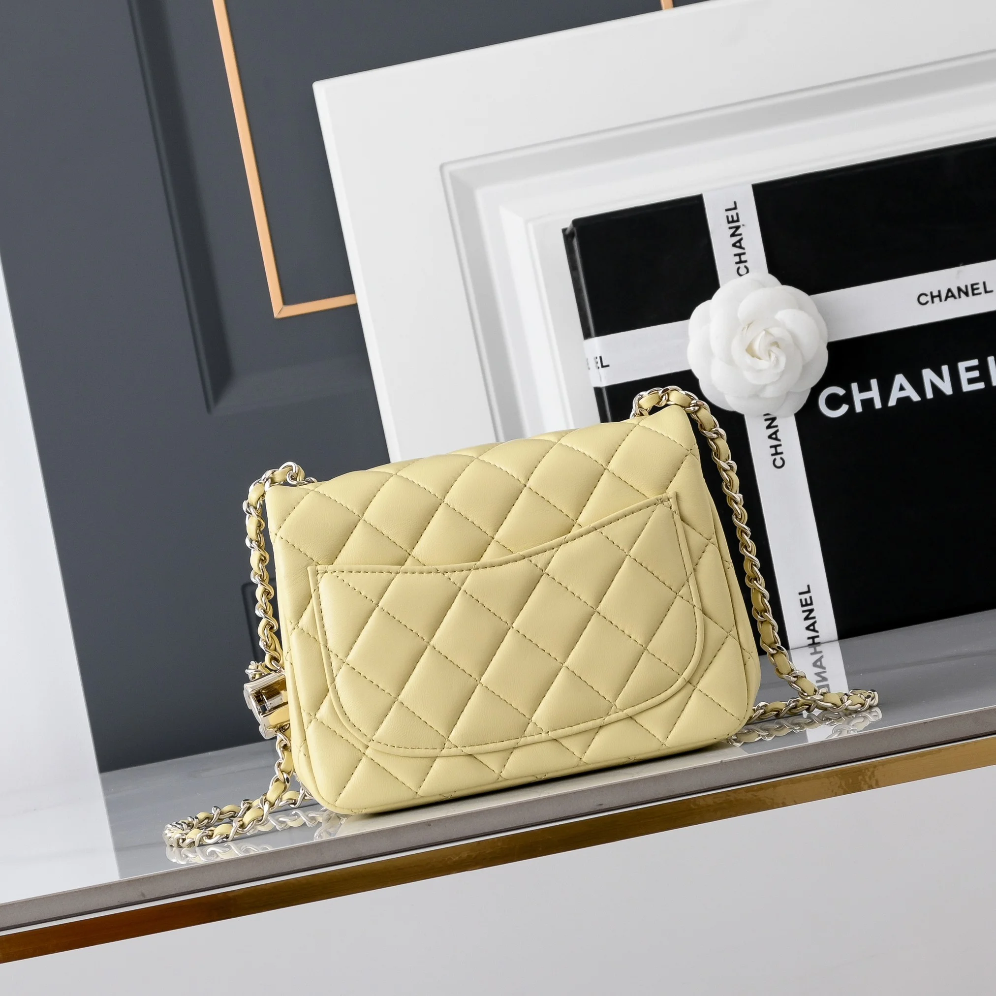 CHANEL Shoulder Bags Lambskin Leather Yellow-Silver 13X18X7CM G3010062238 - Image 3