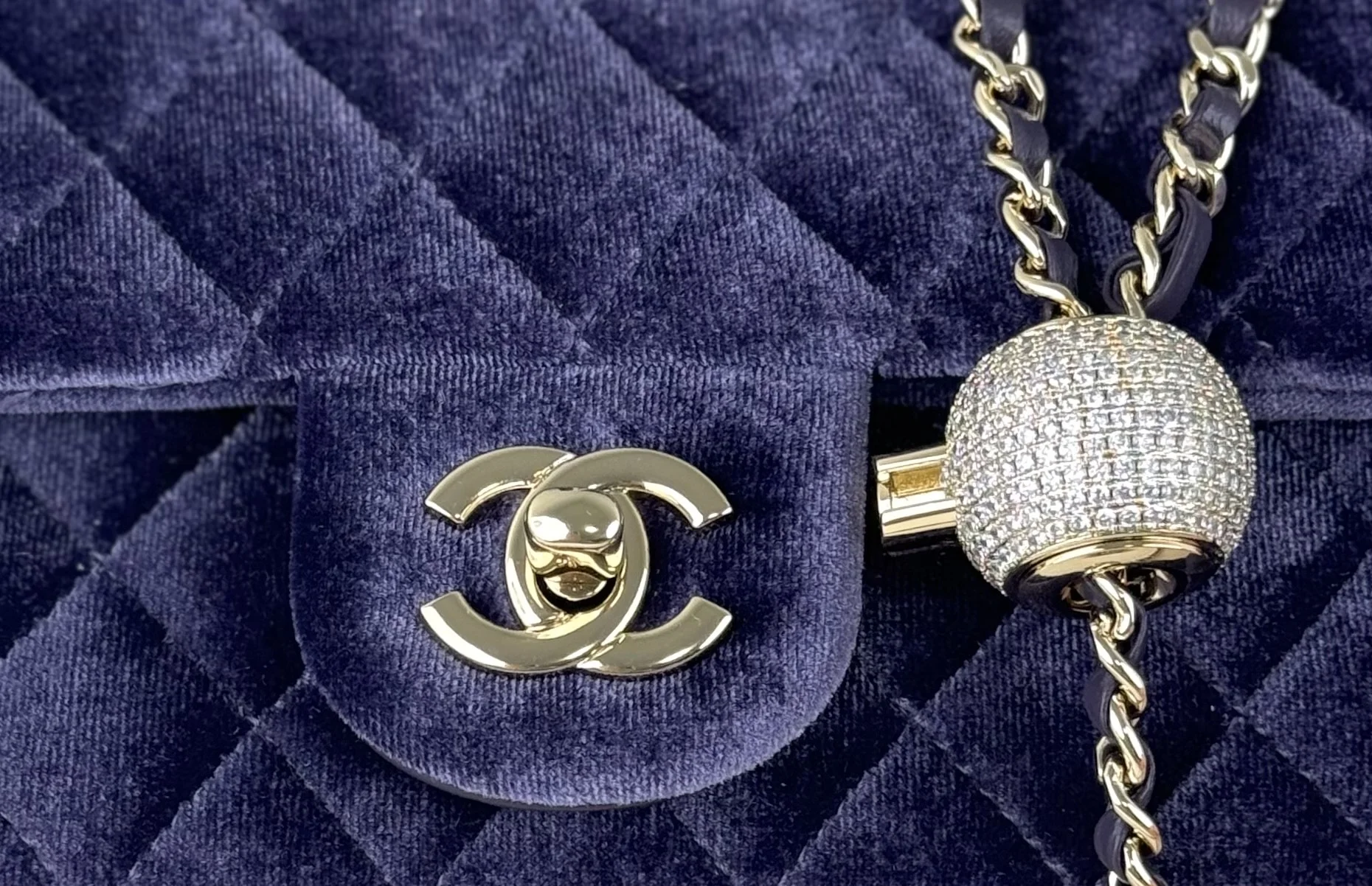 CHANEL Shoulder Bags Purple-Gold F5010061702 - Image 4