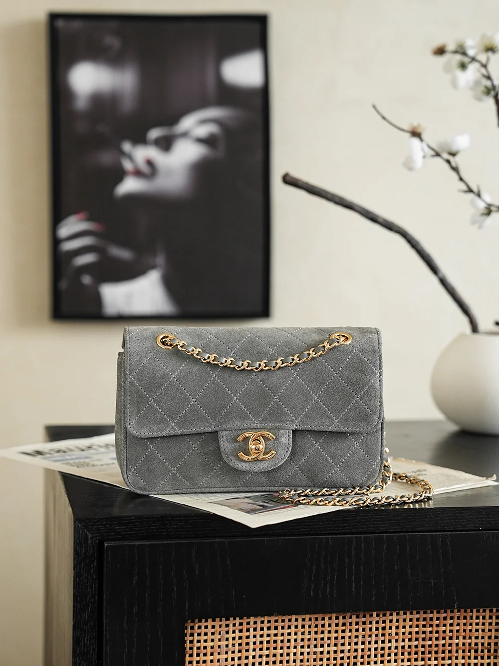 CHANEL Shoulder Bags Suede Gray-Gold 20X12X7CM G5010062360