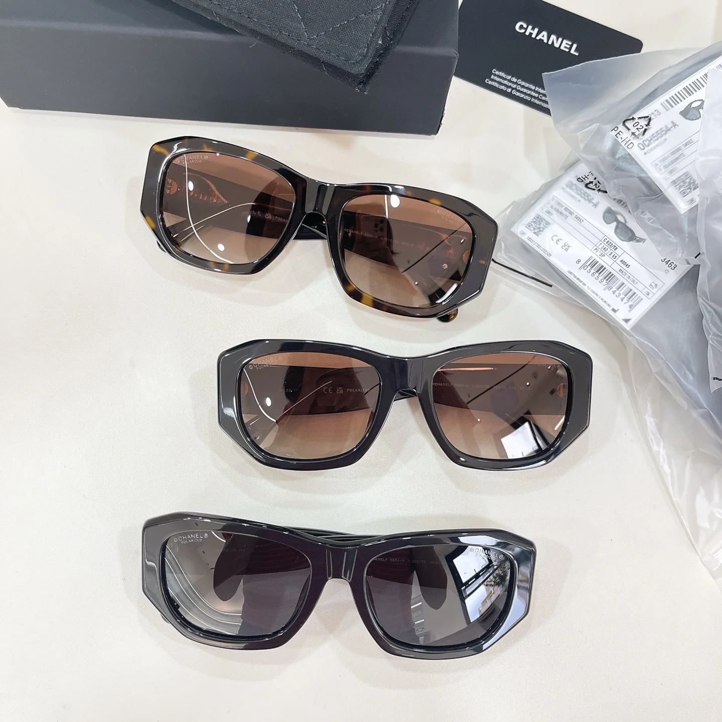 CHANEL Sunglasses A3510071852 - Image 8