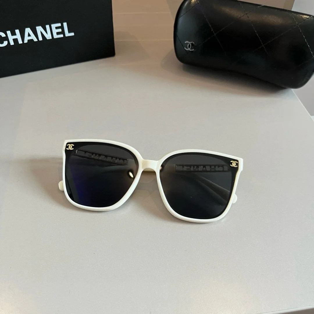 CHANEL Sunglasses G010073428 - Image 4