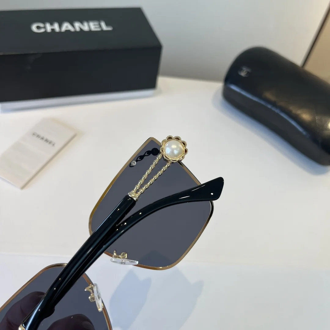CHANEL Sunglasses H010073683 - Image 10