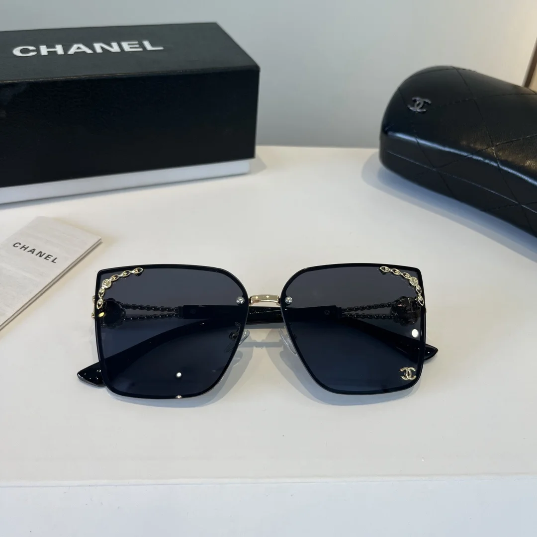 CHANEL Sunglasses H010073683 - Image 2