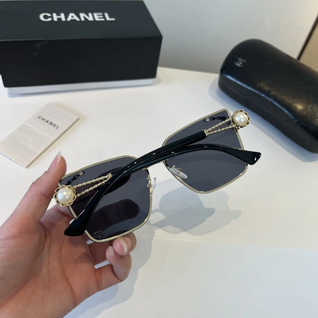 CHANEL Sunglasses H010073683 - Image 9