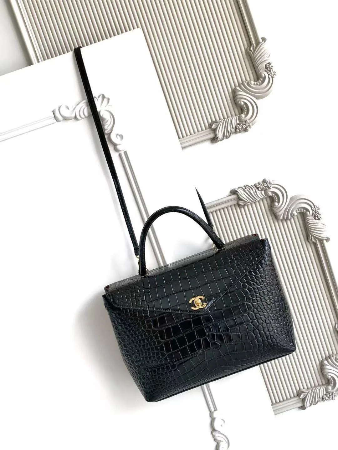 CHANEL Top Handle Bags Black-Gold 24X31X9CM I5010063461
