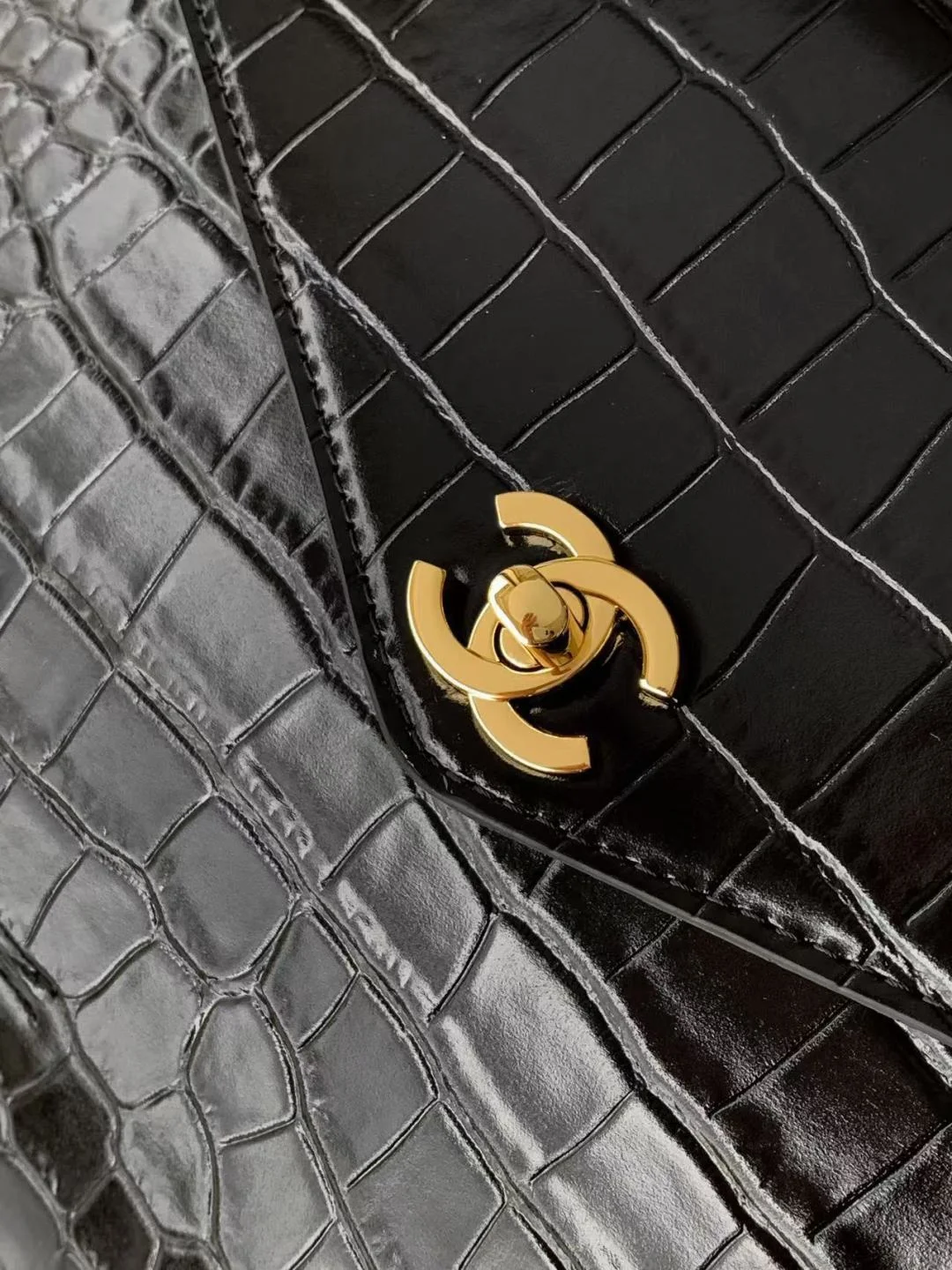 CHANEL Top Handle Bags Black-Gold 24X31X9CM I5010063461 - Image 7