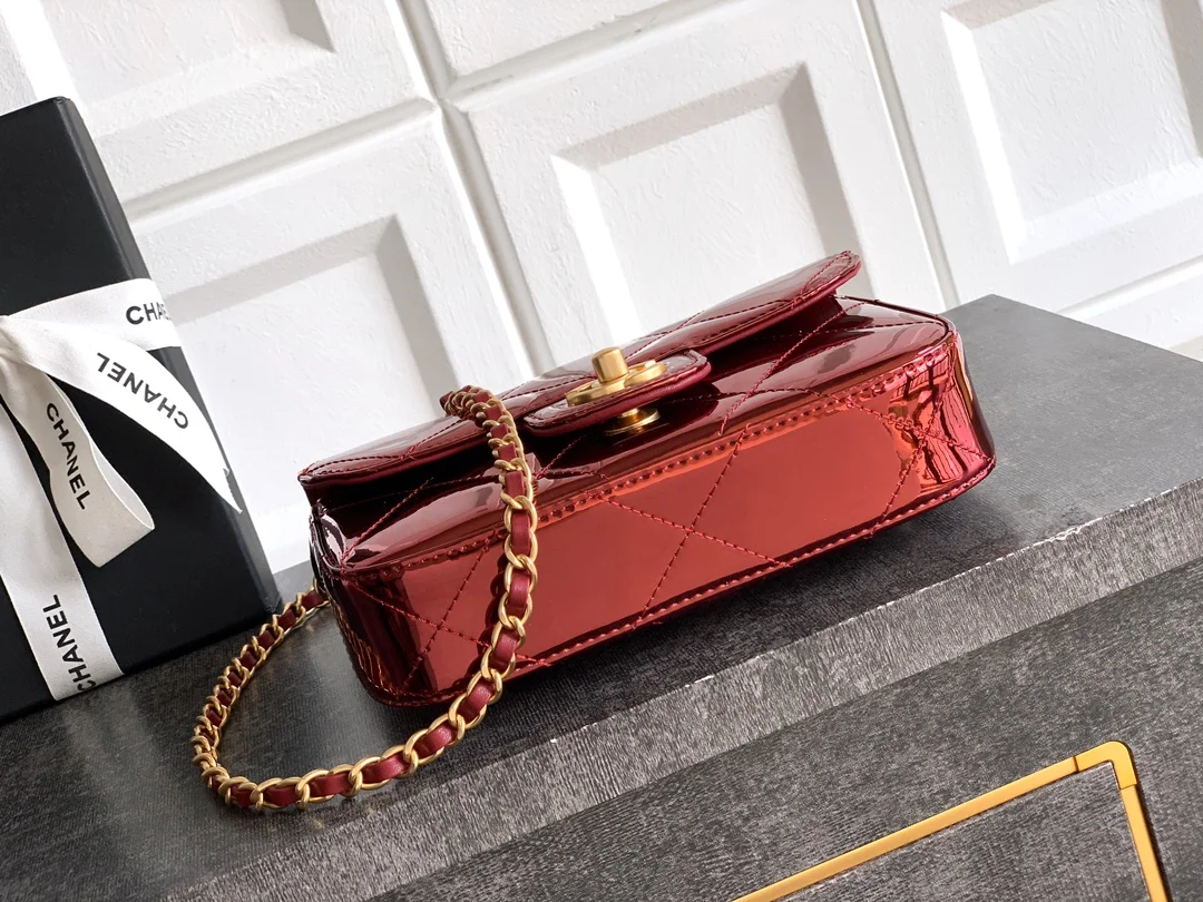 CHANEL Top Handle Bags Patent Leather Red-Gold 18X4.5X13CM G0010061898 - Image 4
