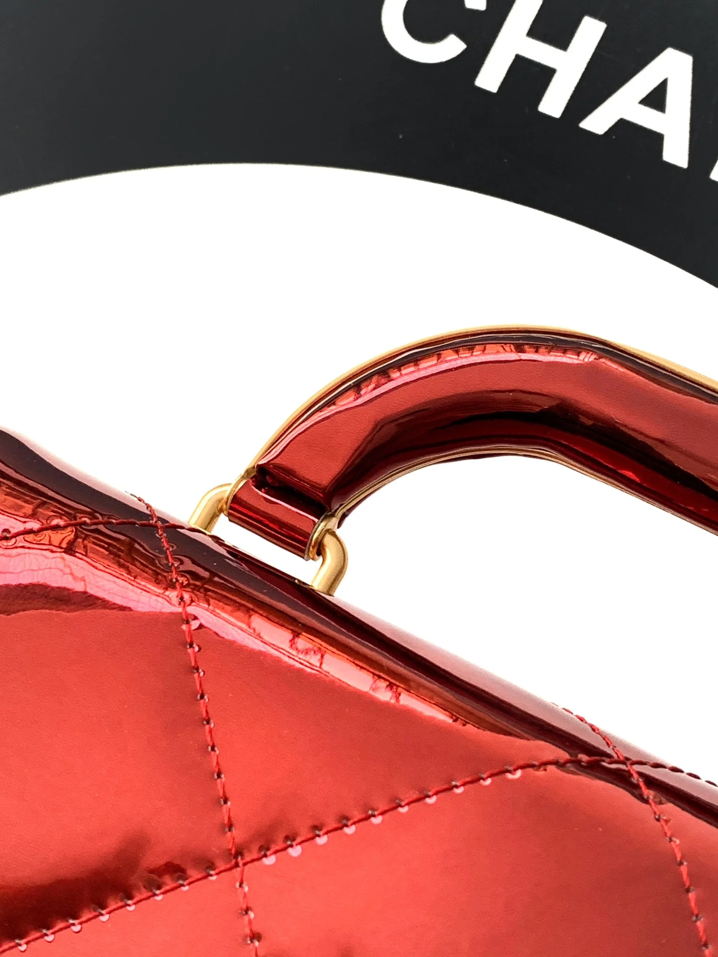 CHANEL Top Handle Bags Patent Leather Red-Gold 18X4.5X13CM G0010061898 - Image 7