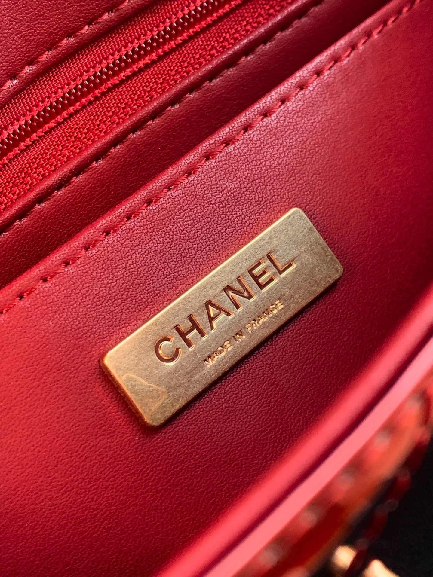 CHANEL Top Handle Bags Patent Leather Red-Gold 18X4.5X13CM G0010061898 - Image 9