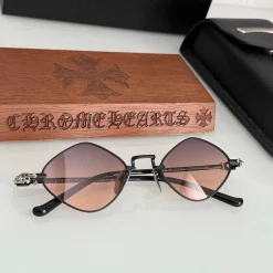 Alternative view of CHROME HEARTS Sunglasses A5010071389