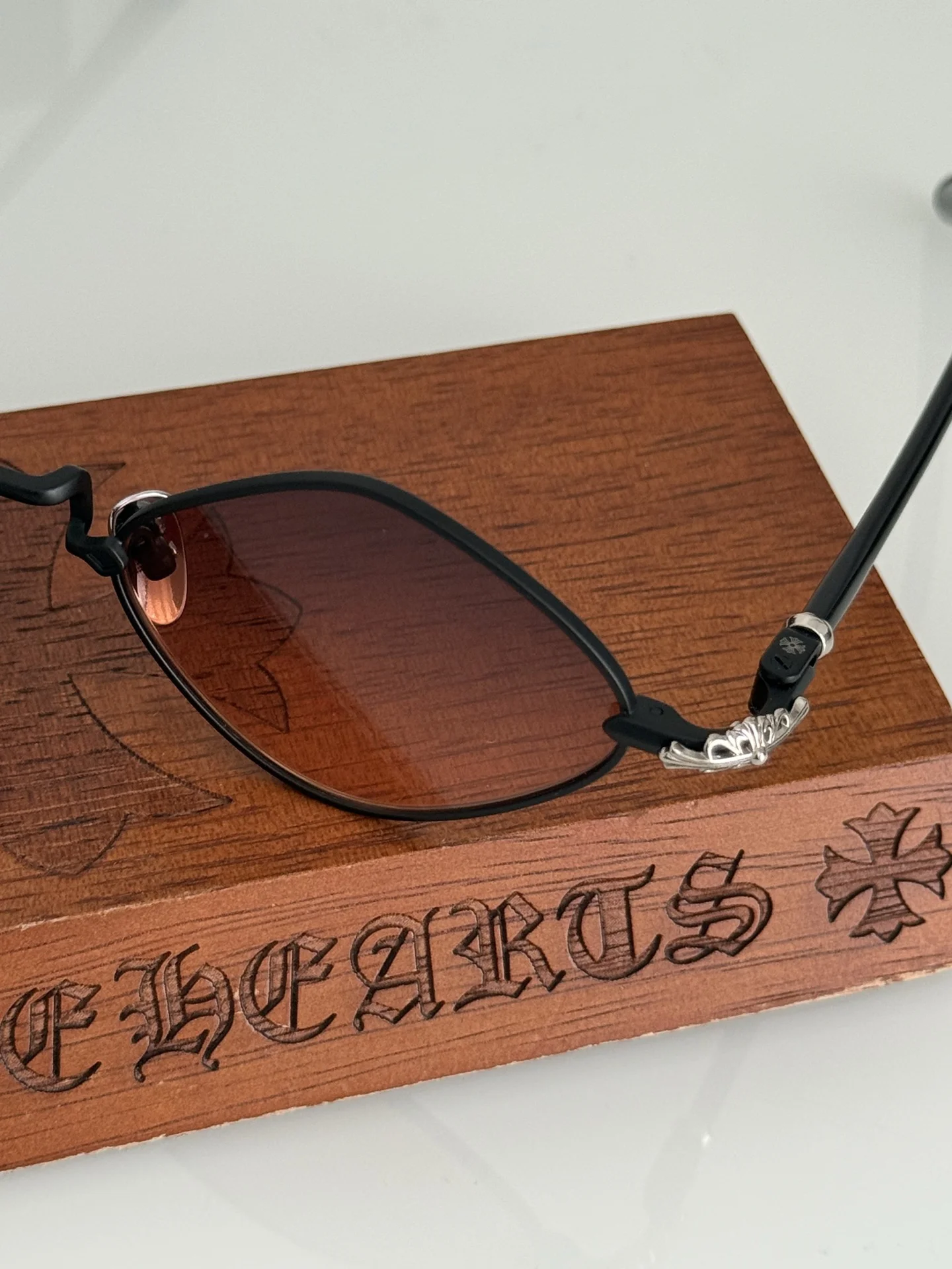 CHROME HEARTS Sunglasses A5010071389 - Image 6