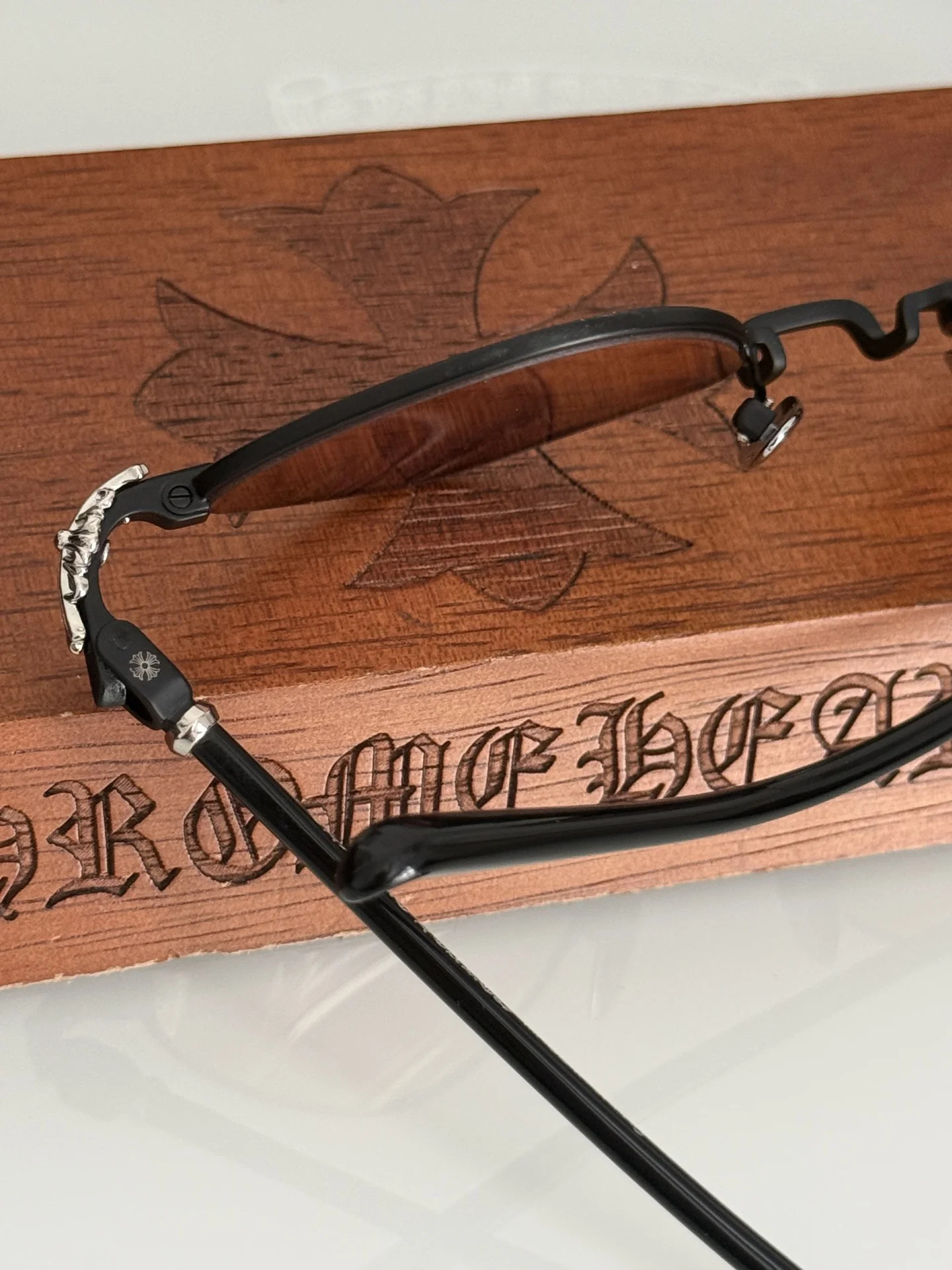 CHROME HEARTS Sunglasses A5010071389 - Image 9