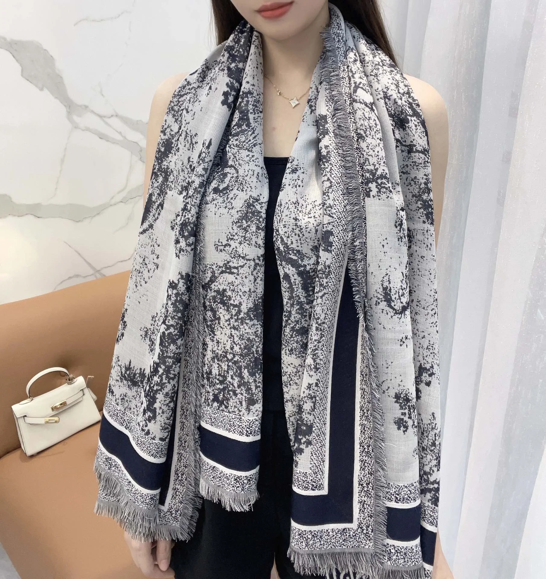 DIOR Scarves White-Black A9510071151