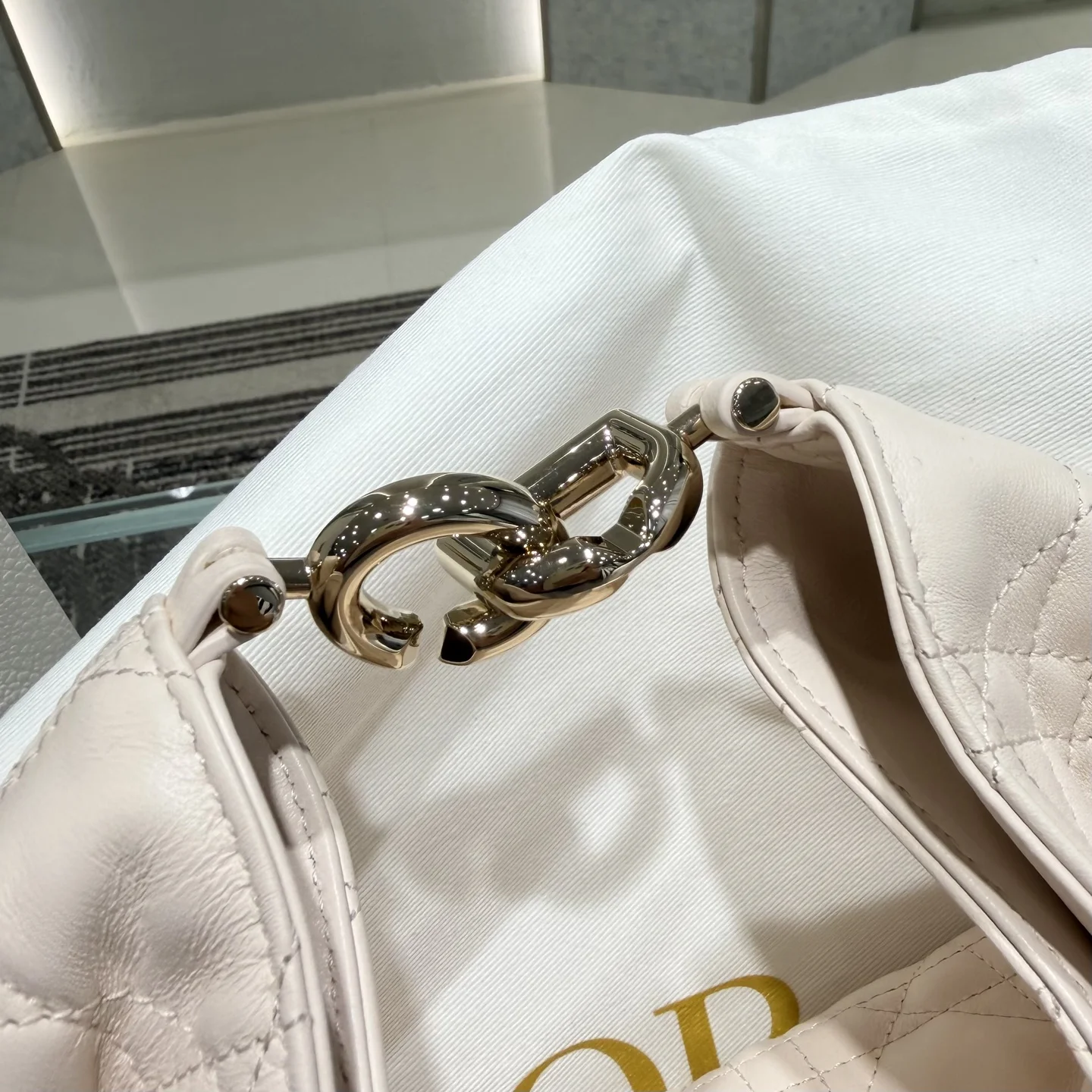 DIOR Shoulder Bags Cream-Gold 22.5X14X7.5CM I0010060286 - Image 3