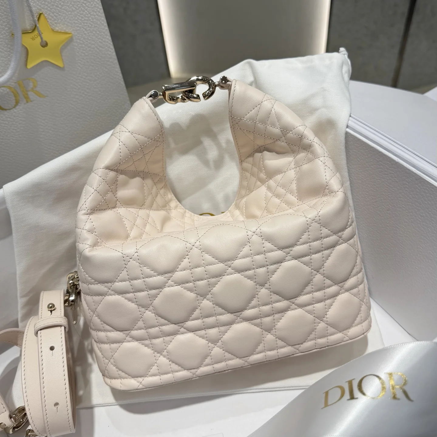 DIOR Shoulder Bags Cream-Gold 22.5X14X7.5CM I0010060286 - Image 4