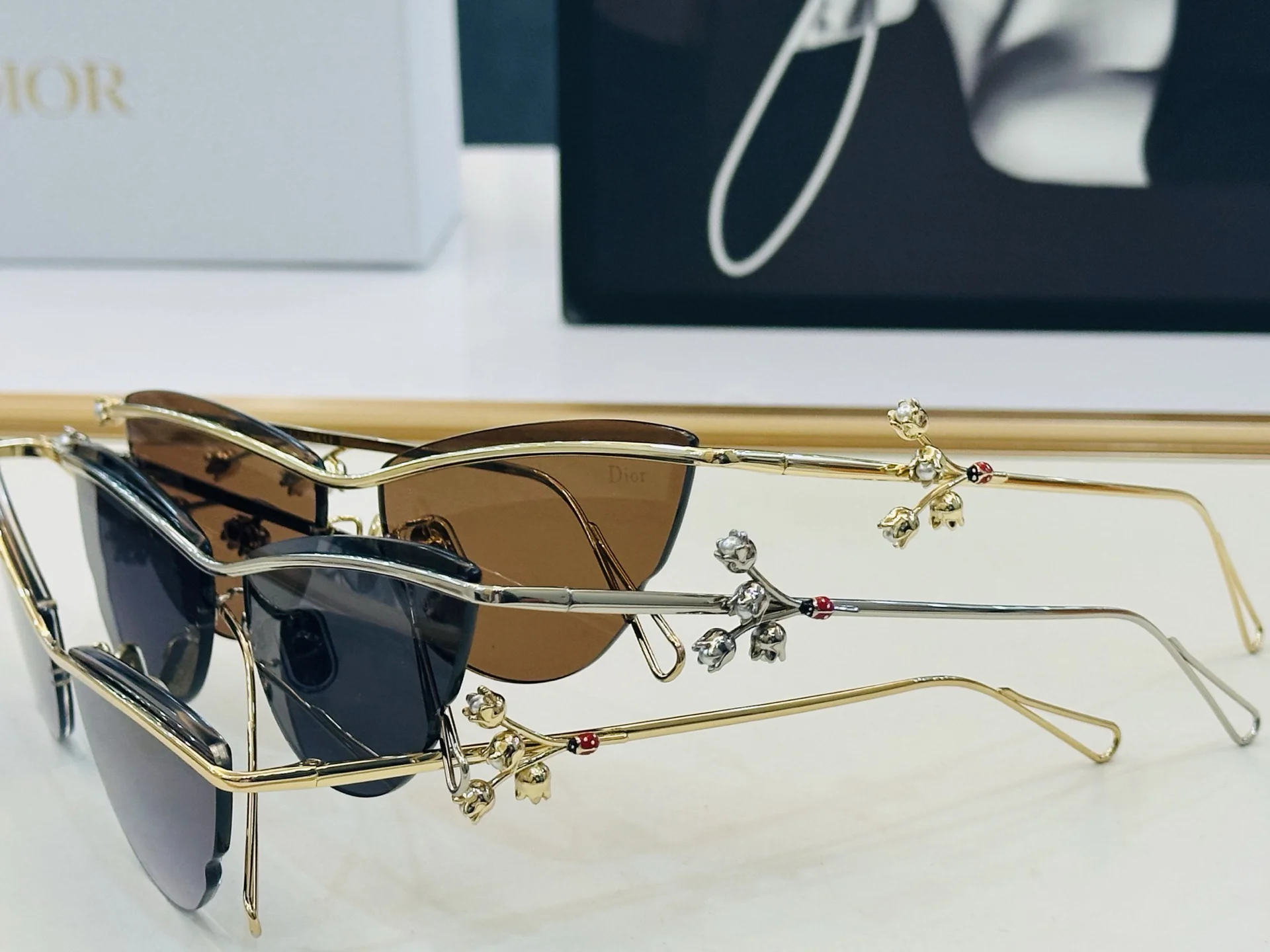 DIOR Sunglasses A3510071005 - Image 8
