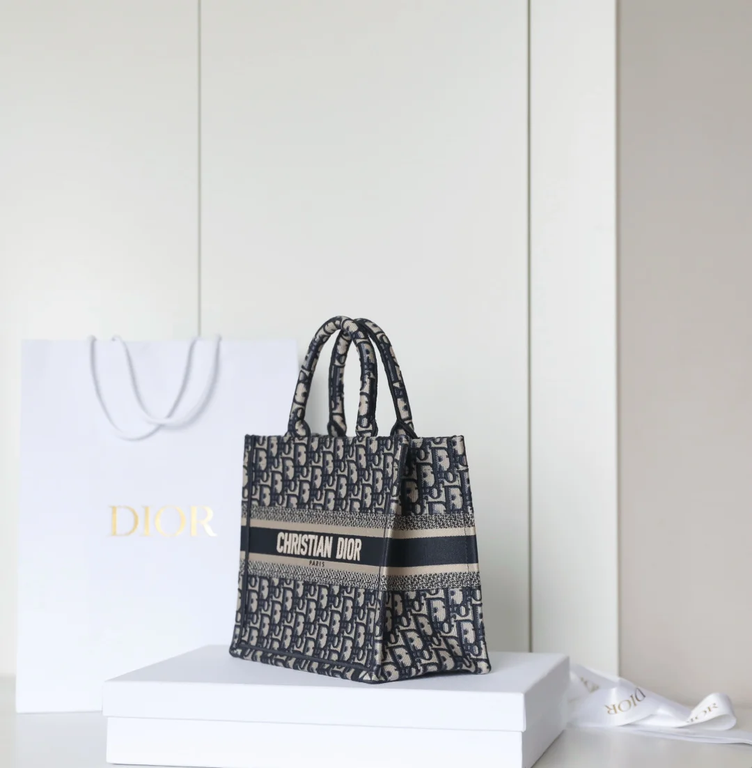 DIOR Totes Bags Embroidered Canvas Blue-Beige 26.5X21X14CM F5010060184 - Image 5