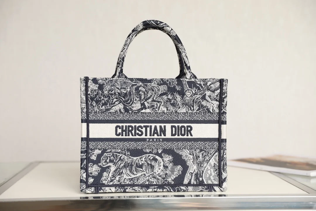 DIOR Totes Bags Embroidered Canvas Navy-White 26.5X21X14CM F5010060195 - Image 2