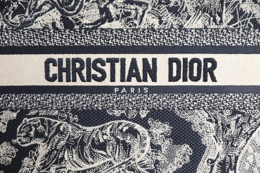 DIOR Totes Bags Embroidered Canvas Navy-White 26.5X21X14CM F5010060195 - Image 5