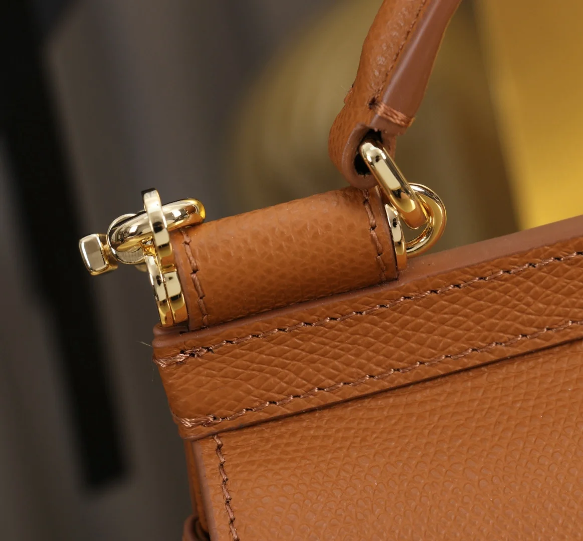 DOLCE & GABBANA Shoulder Bags Brown-Gold 14X16X6CM F9010066199 - Image 7