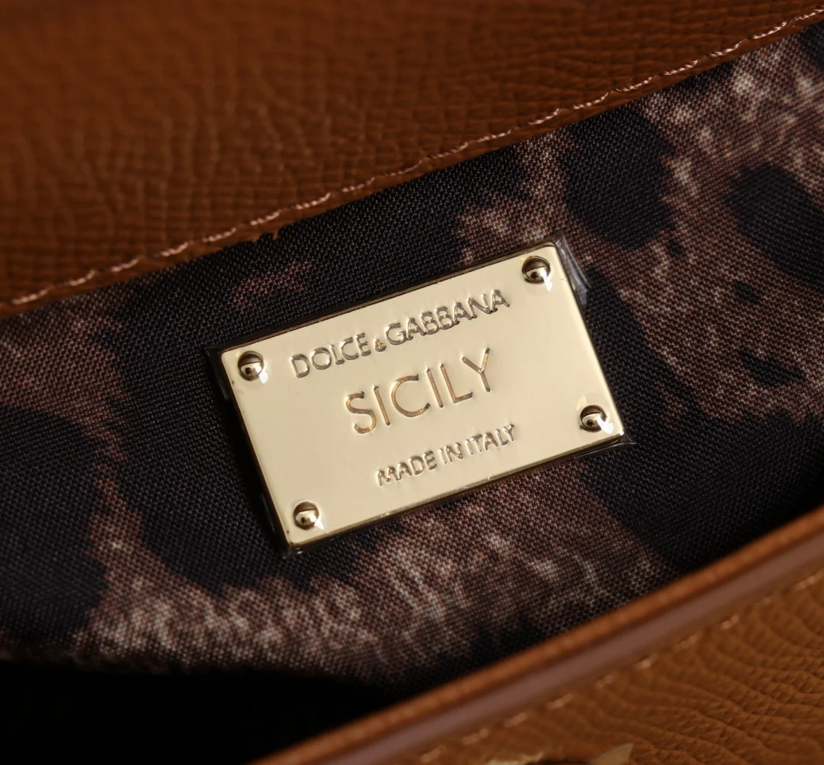DOLCE & GABBANA Shoulder Bags Brown-Gold 14X16X6CM F9010066199 - Image 9