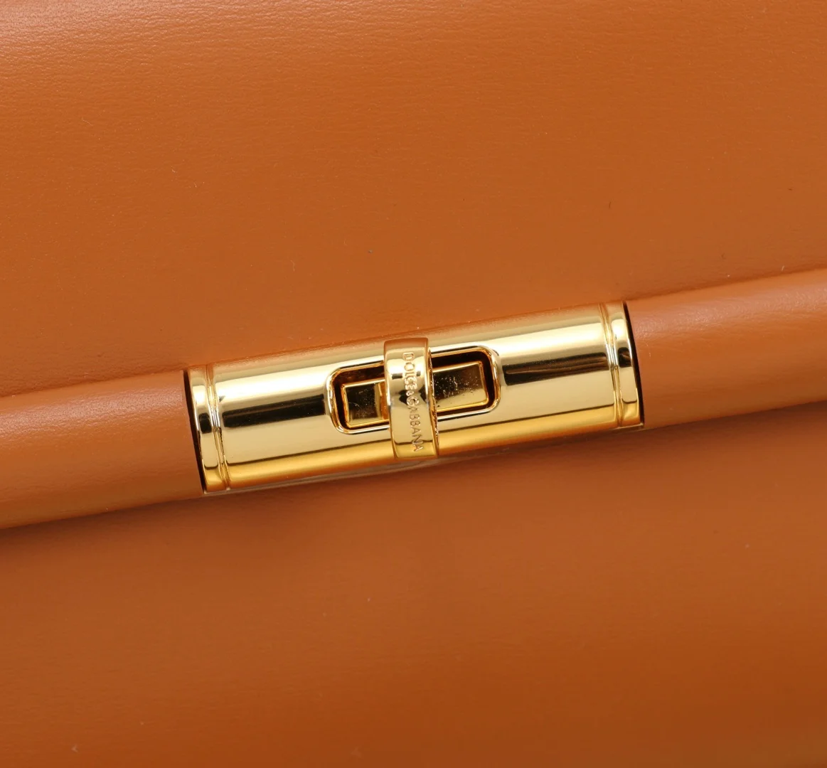 DOLCE & GABBANA Shoulder Bags Brown-Gold 18X10.6X7CM G4010066154 - Image 6