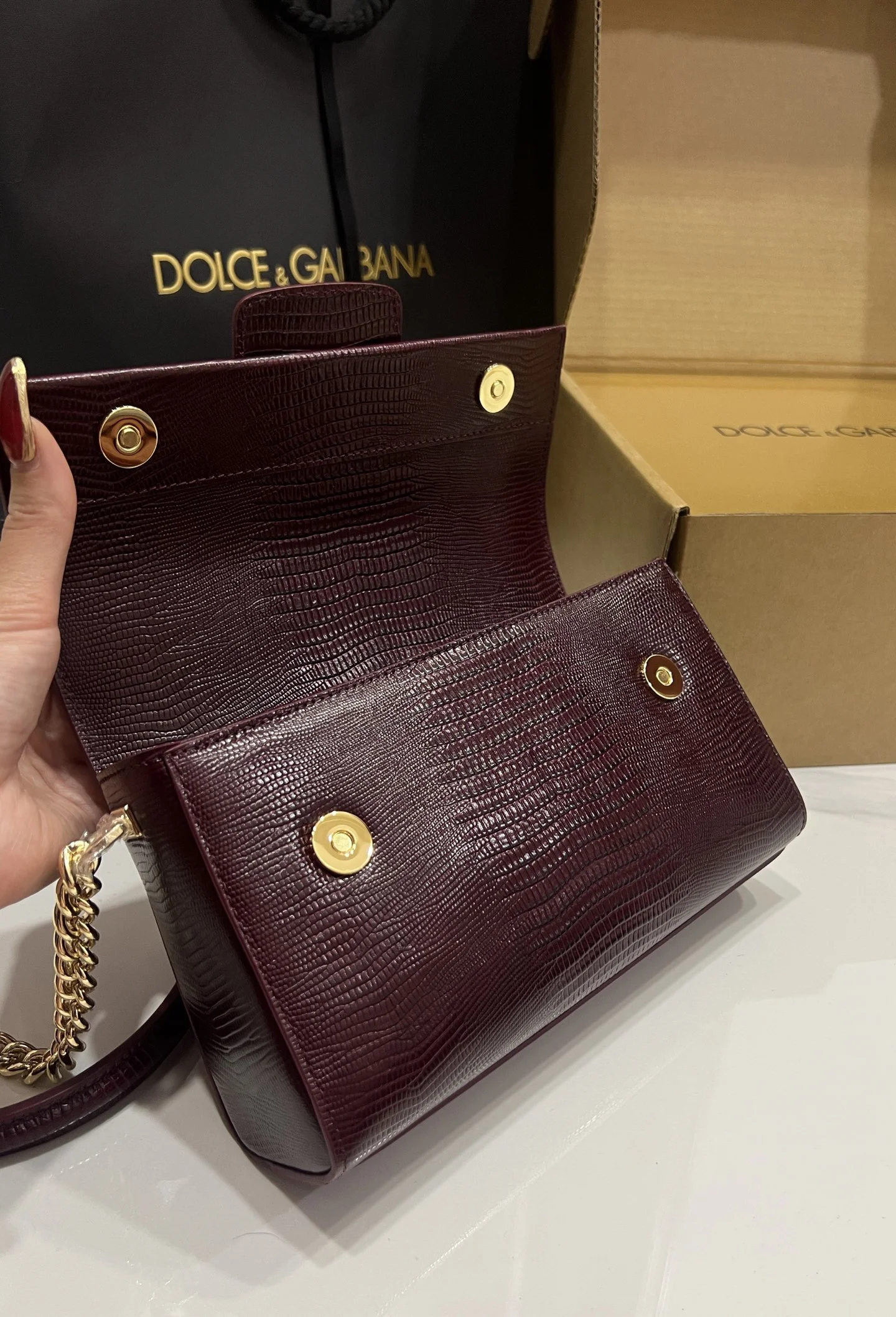 DOLCE & GABBANA Shoulder Bags Burgundy-Gold 25X13X7.5CM F7010066180 - Image 7