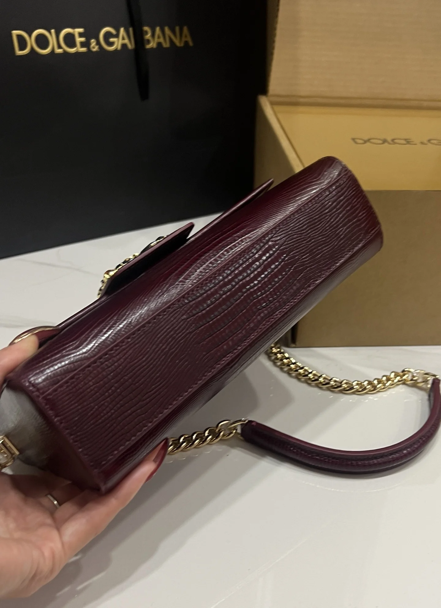 DOLCE & GABBANA Shoulder Bags Burgundy-Gold 25X13X7.5CM F7010066180 - Image 8