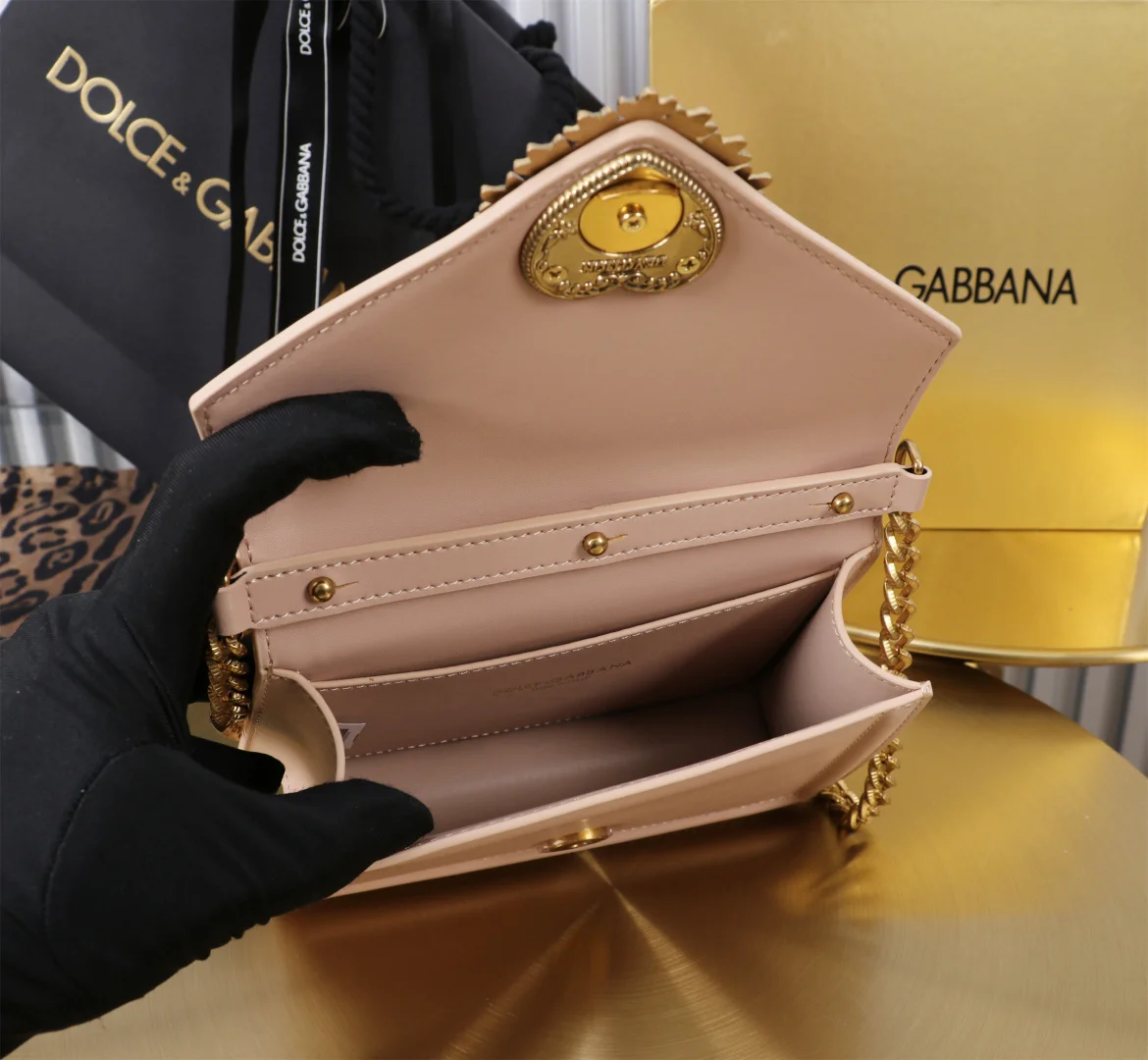 DOLCE & GABBANA Shoulder Bags Leather Pink-Gold 19X4.5X13CM D5010067240 - Image 5