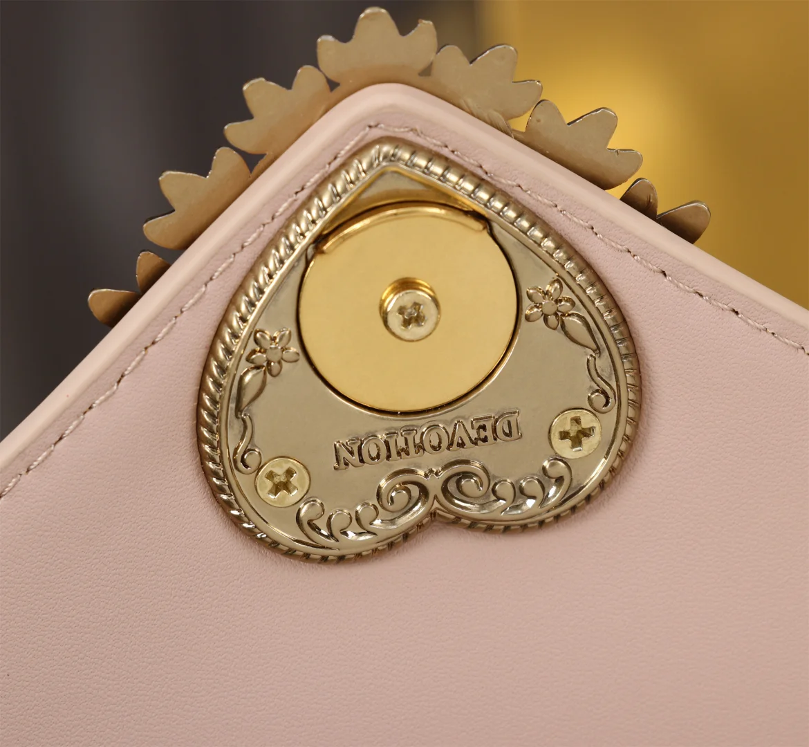 DOLCE & GABBANA Shoulder Bags Leather Pink-Gold 19X4.5X13CM D5010067240 - Image 8