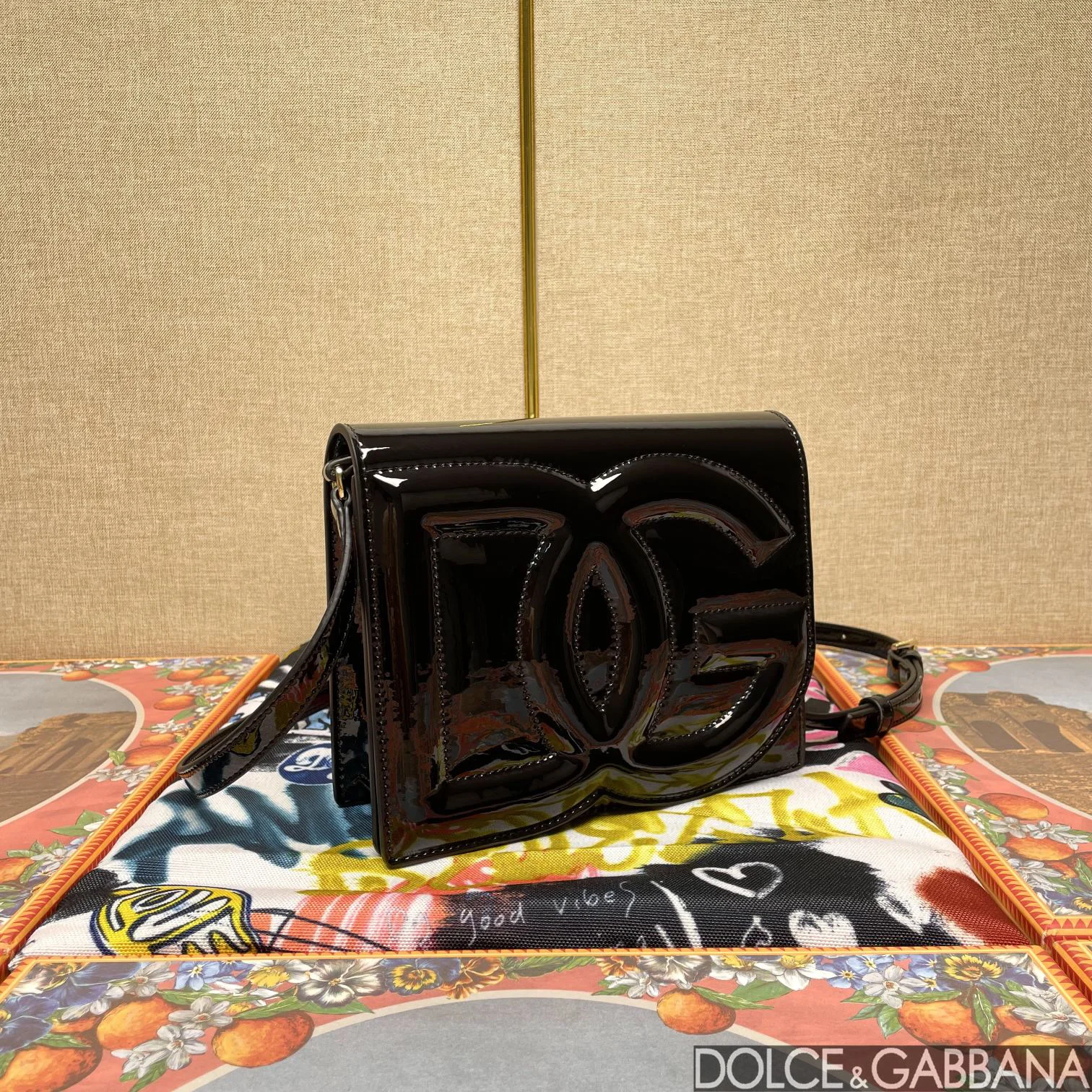 DOLCE & GABBANA Shoulder Bags Patent Calf Leather Black 16X20X5.5CM D5010067170 - Image 2