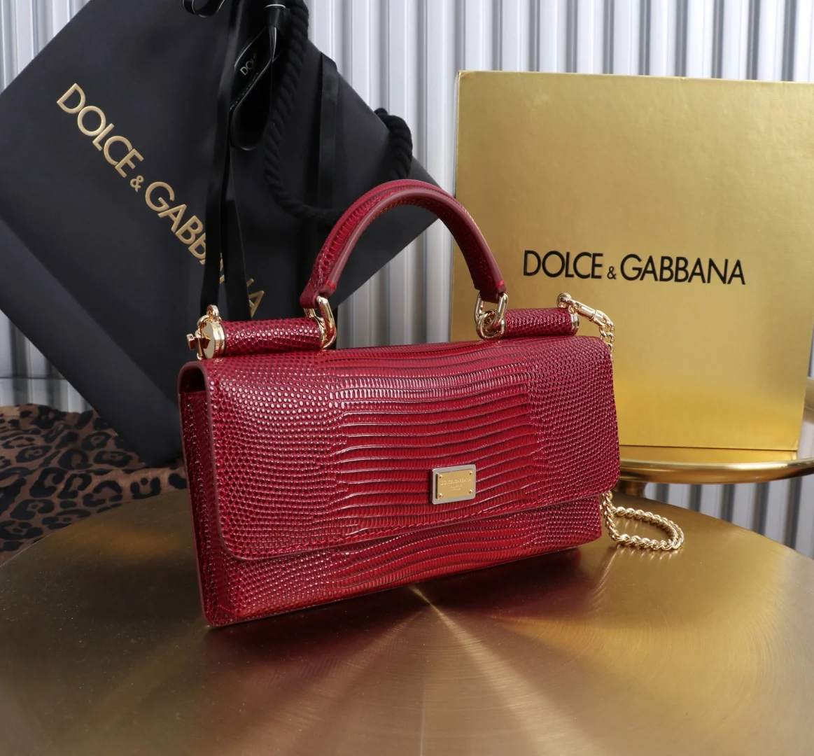 DOLCE & GABBANA Shoulder Bags Red-Gold 20X11X3CM E8010067145 - Image 2